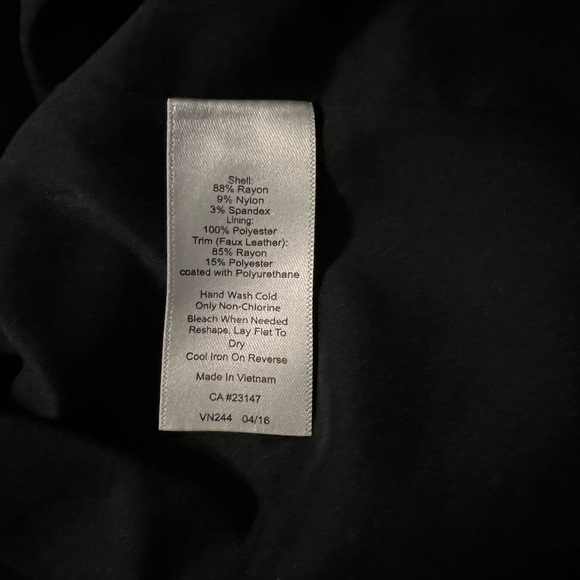 Talbots Black and White Rockingham Plaid Houndstooth Mini Skirt size 4P - Picture 7 of 9